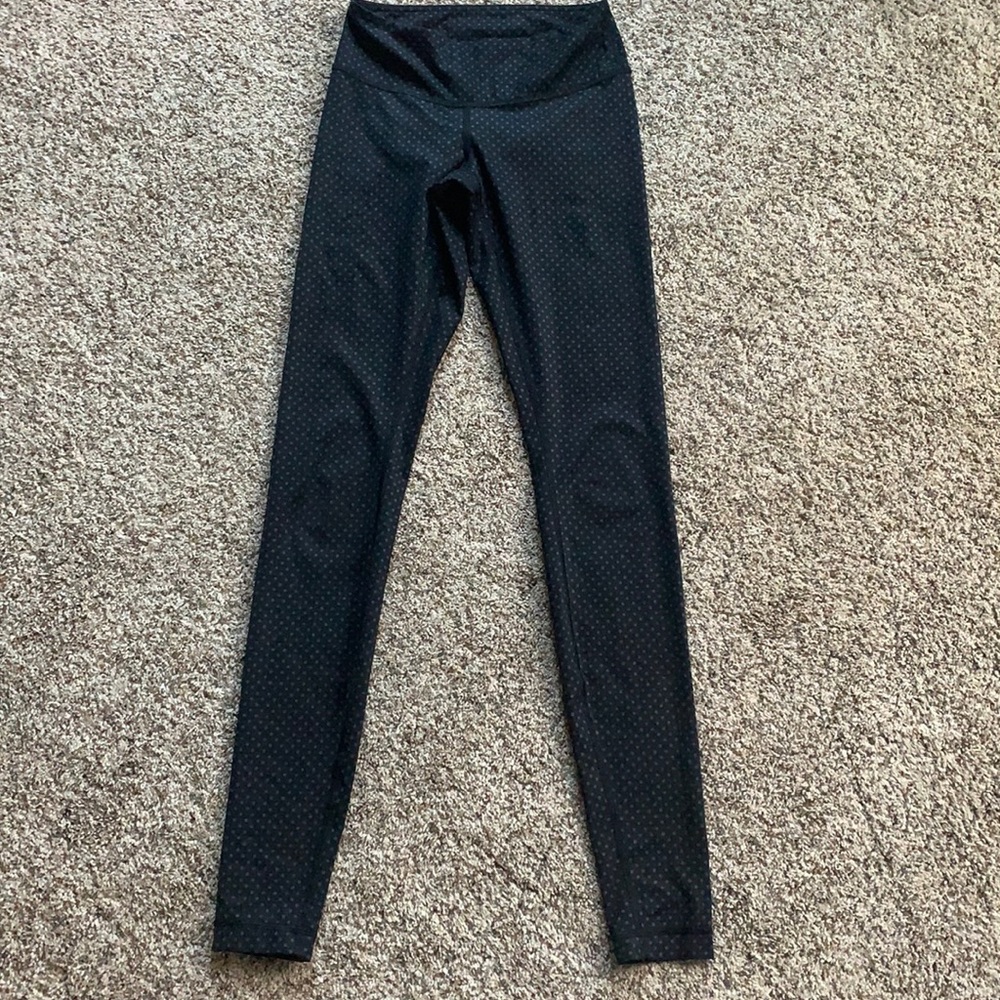 Lululemon leggings 2 great condition